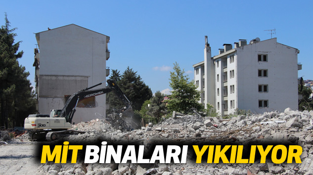 Mit Binaları Yıkılıyor