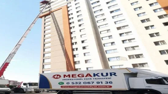 Taşınma Sürecinde Profesyonel Nakliyat ve Depolama Hizmetleri Öne Çıkıyor