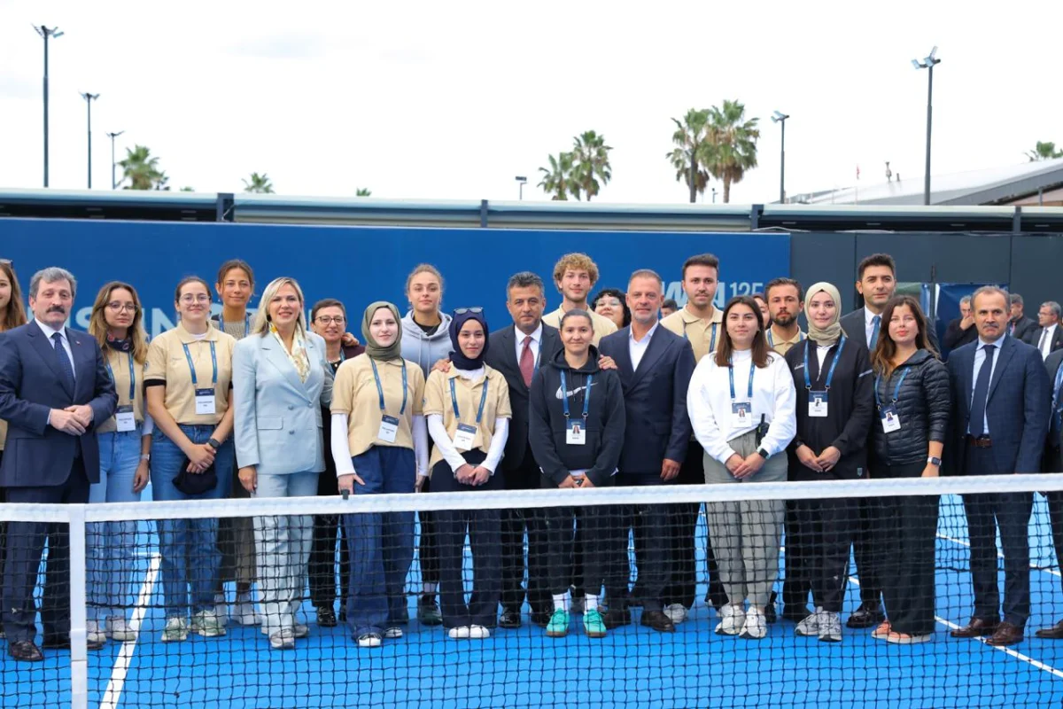 Samsun Open WTA 125 zaferi milli raket Ayla Aksu Kahraman’ın
