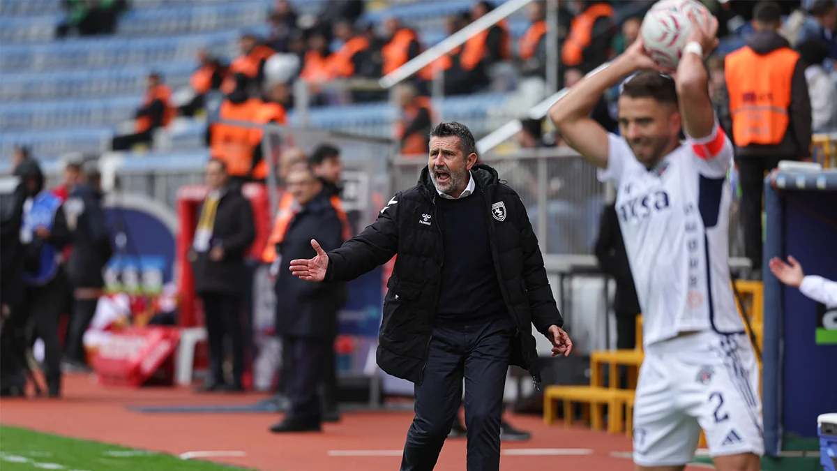Ağır Yenilgi Sonrası Nenad Bjelica’dan İtiraf Gibi Açıklama