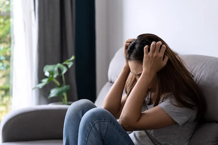 Gelecek Kaygısı (Anksiyetesi) Nedir? Belirtileri Nelerdir ve Nasıl Başa Çıkılır?