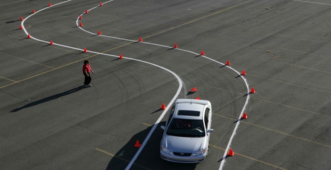 Trafik Kurallarına Uygun Sürüşü Öğreten Sürücü Kursları