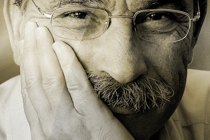 İsmet Özel’den Zihinleri Sarsan Çıkış; Sanat Batı’nın Kibrine Karşı Verilen Savaştır